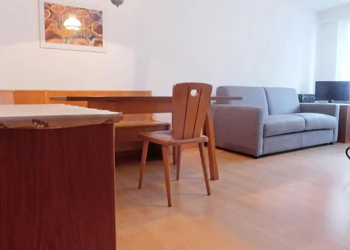 Lägenhet Kondor By Interhome